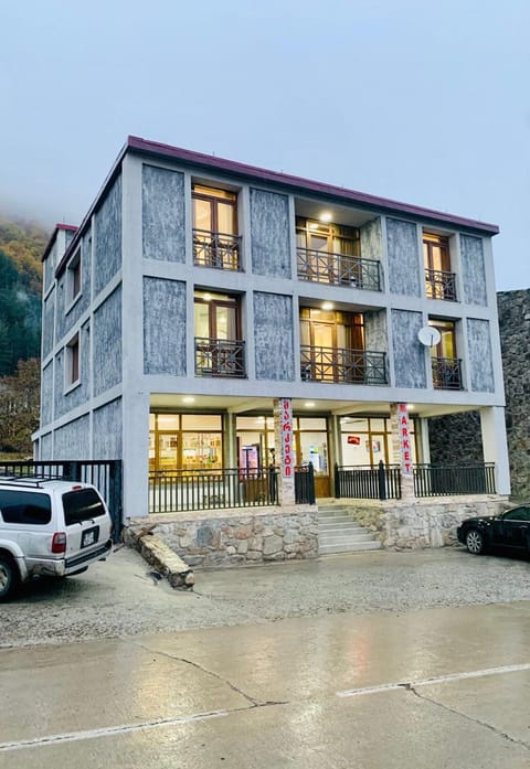Property building, Parking
