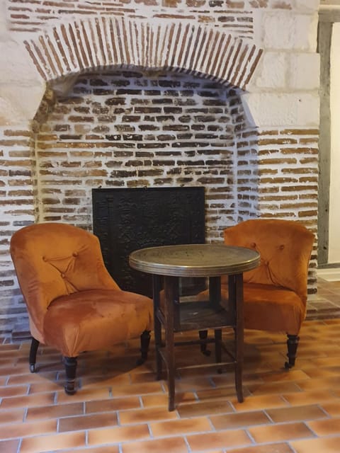 Living room, flat iron