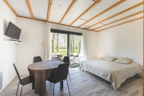 Domaine des Tilleuls House in Poitiers