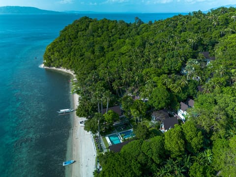 Property building, Day, Natural landscape, Bird's eye view, Beach, Mountain view, Sea view