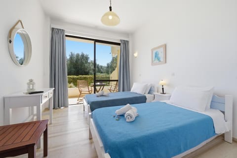 Property building, Living room, Bedroom