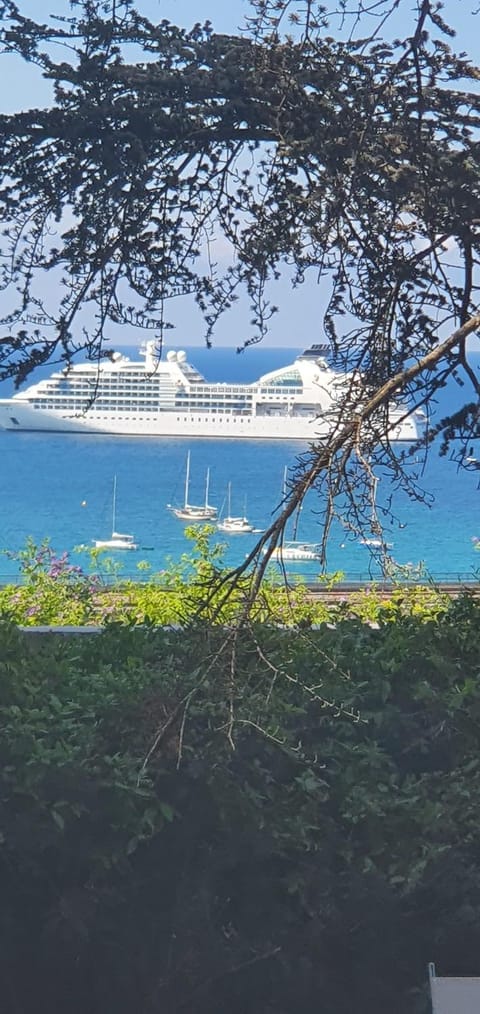 ML83 Bed and Breakfast in Sanary-sur-Mer