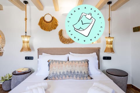 Bedroom, laundry