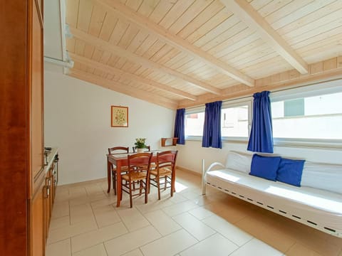 Bed, Living room, Dining area