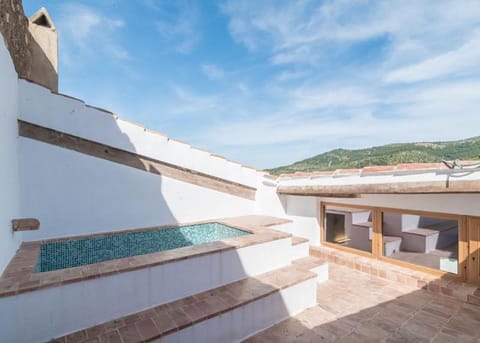 Natural landscape, Balcony/Terrace, Pool view