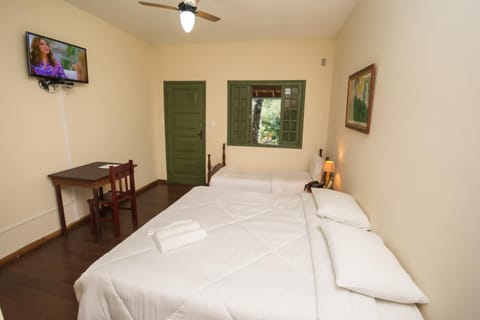 Bed, Bedroom, internet