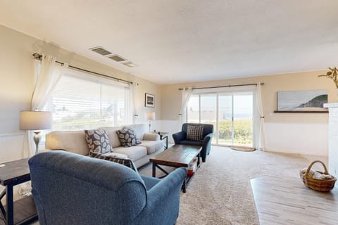 Hallie House MCA 314 House in Manzanita