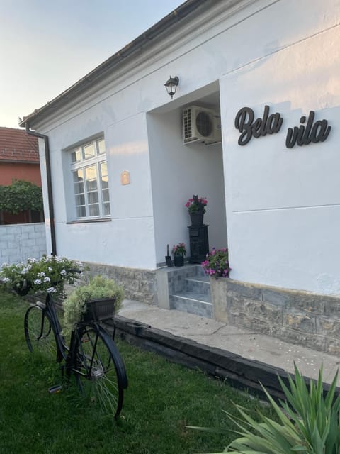 BELA VILA Villa in Serbia