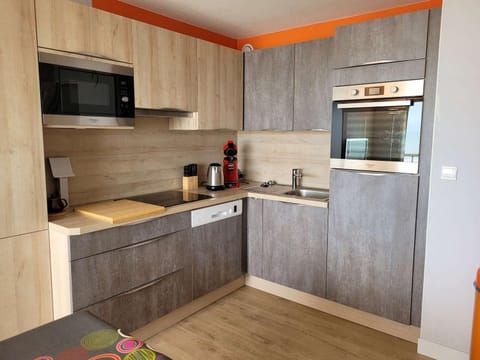 Appartement en bord de mer avec balcon, 2 chambres, parking et Wi-Fi, pour 6 personnes à Merlimont - FR-1-672-6 Apartment in Hauts-de-France