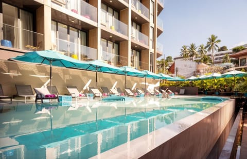Property building, Swimming pool