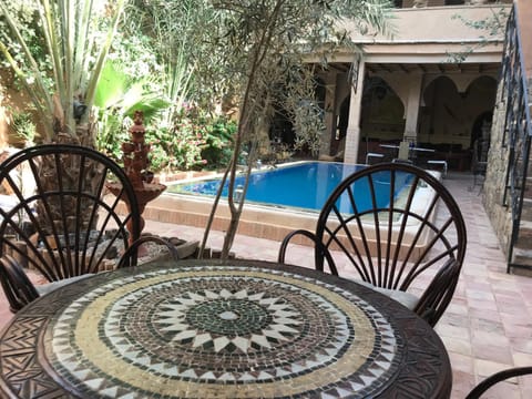 Patio, Garden