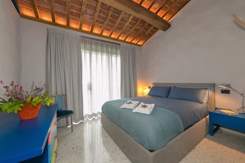 Property building, Living room, Bedroom