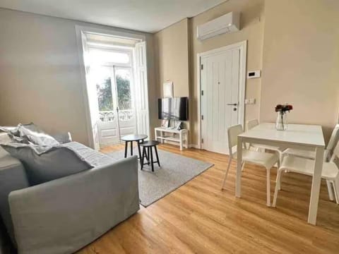 Living room, air conditioner