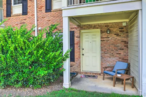 Auburn Condo with 2 Pools Less Than 2 Mi to University! Apartment in Auburn