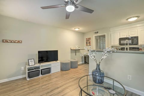 Auburn Condo with 2 Pools Less Than 2 Mi to University! Apartment in Auburn