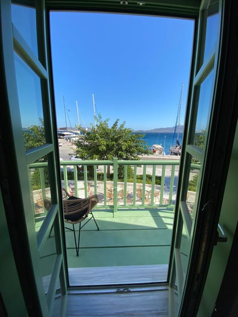 Patio, Day, View (from property/room), Balcony/Terrace, Sea view