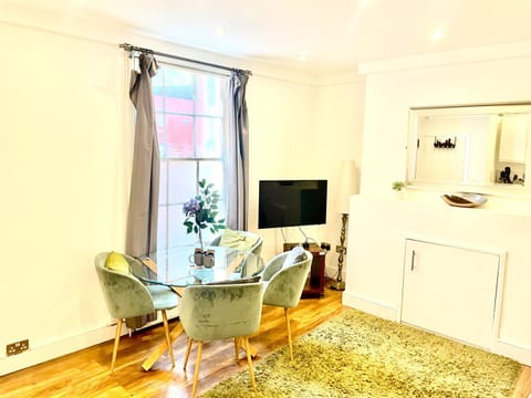 EMMANUEL HOUSE - Beautiful 1-Bedroom Apt In Central Cambridge - Historical Building Apartment in Cambridge