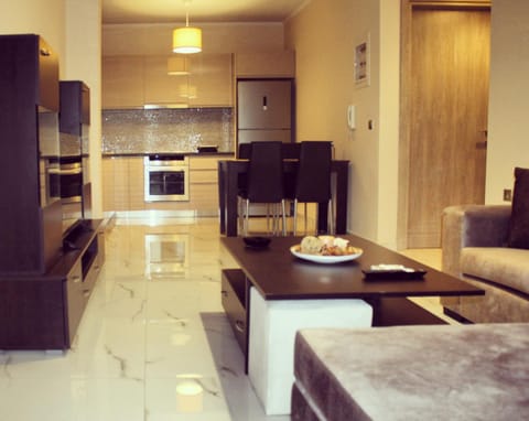 Living room, Seating area, Dining area, kitchen