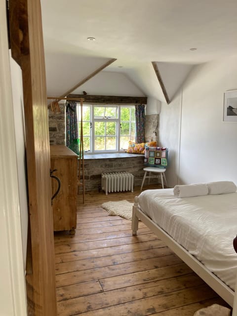 Bed, Photo of the whole room, Bedroom, Sea view, Sunrise, Sunset, internet, towels