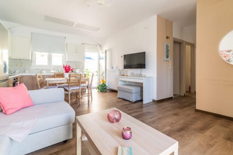TV and multimedia, Kitchen or kitchenette