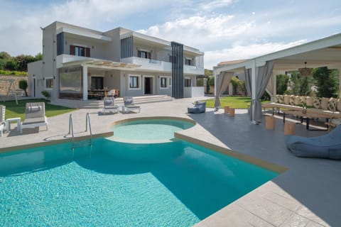 Property building, Pool view, Swimming pool