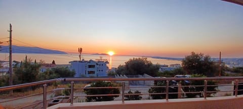 Balcony/Terrace, Mountain view, Sea view, Sunset