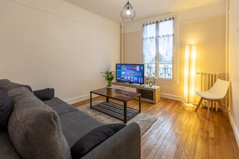 Le Mans Appartement Gare TGV et proche centre Apartment in Le Mans