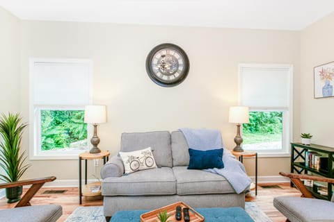 Blue House on Blythe House in Hendersonville