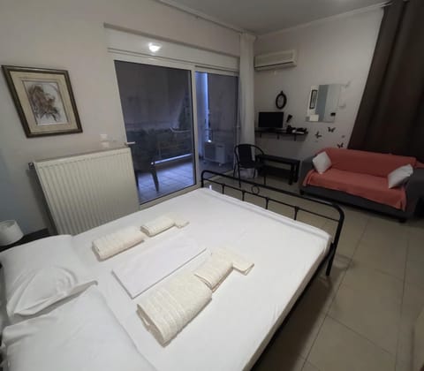 Nafplio BREEZE Άνετη διώροφη κατοικία από 4 έως 9 επισκέπτες Apartment in Argolis, Greece