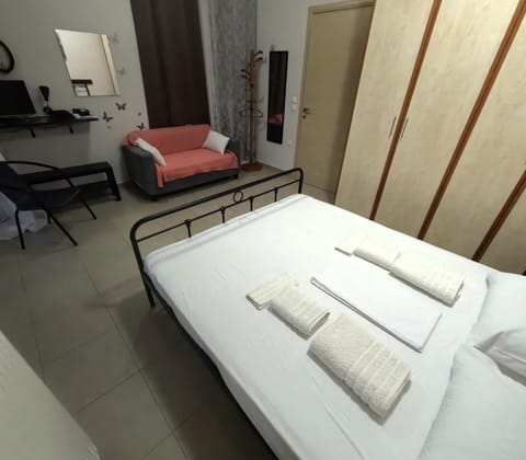 Nafplio BREEZE Άνετη διώροφη κατοικία από 4 έως 9 επισκέπτες Apartment in Argolis, Greece