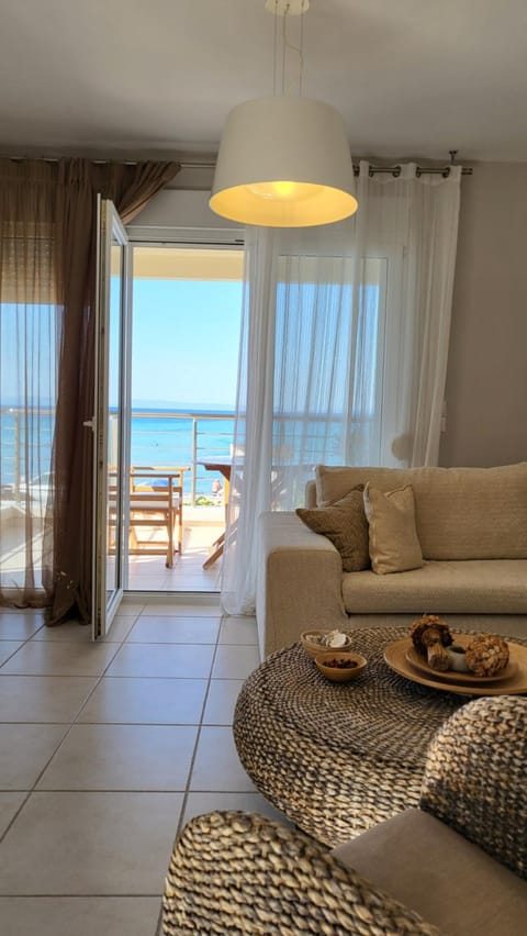 Living room, Seating area, Sea view, Sea view