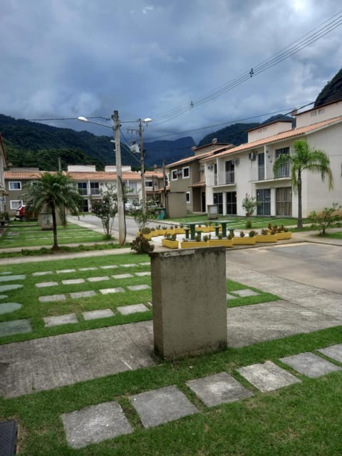 Linda casa em Condomínio no Sahy House in Mangaratiba