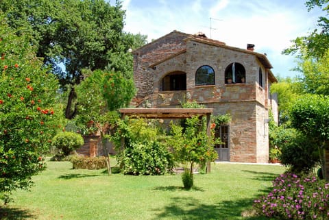 Property building, Garden