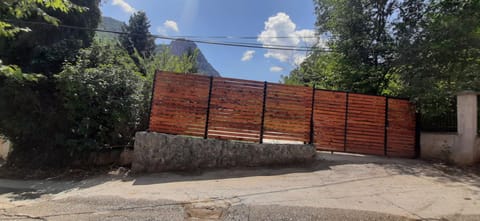 Villa Ramonda Apartment in Greater Skopje, North Macedonia