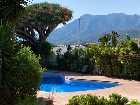 Garden view, Landmark view, Mountain view, Swimming pool, Inner courtyard view