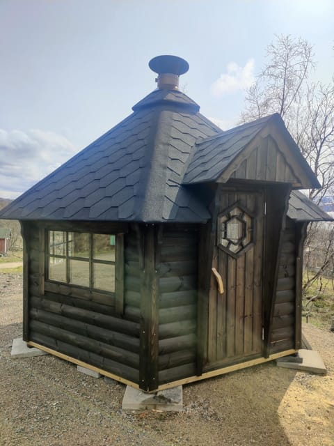 Cabin Pikku Saana Cabin in Norrbotten County, Sweden