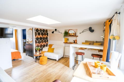 Living room, Lounge or bar, Dining area