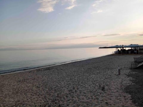 NG Luxury Apartments at Nea Kallikrateia No 1 House in Halkidiki