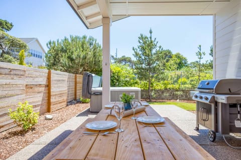White Sand House in Devils Lake