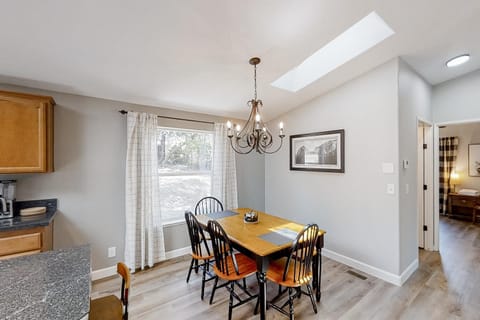 Out in the Wild House in Oakhurst