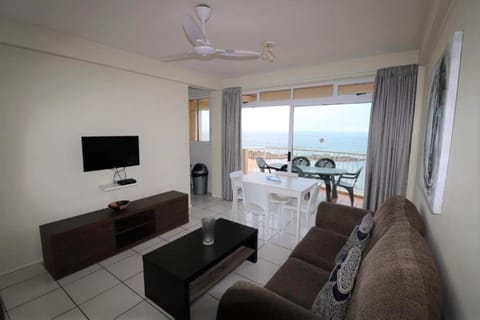 Living room, Sea view