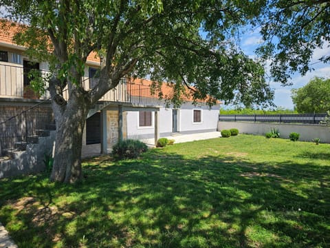 Holiday Home Nena House in Šibenik-Knin County, Croatia