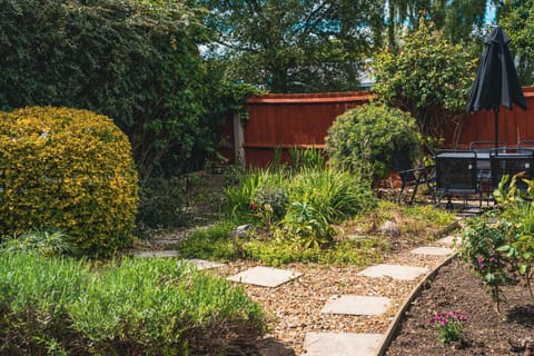 Patio, Garden, Garden view
