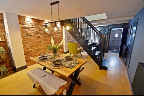 Boutique cottage set in historic town of Clitheroe House in Clitheroe