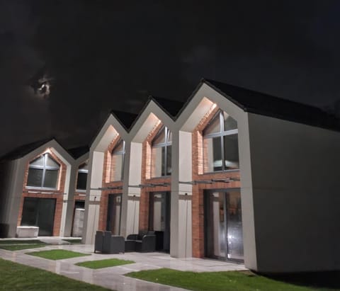 Property building, Night