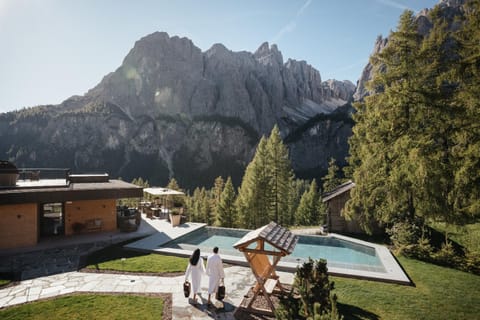 Mountain view, Swimming pool, Open Air Bath