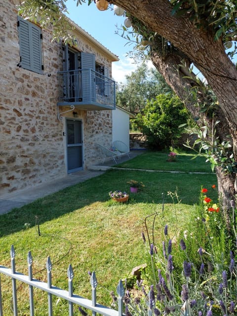 Patio, Balcony/Terrace