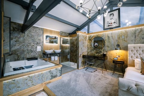 Architect's Loft Apartment in Windermere