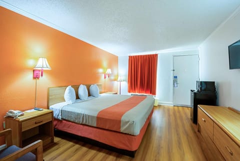 Photo of the whole room, Bedroom, On site