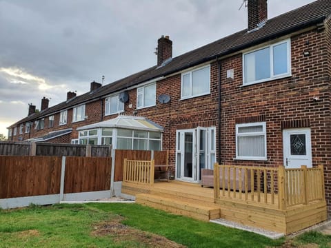 Property building, Garden, Garden view